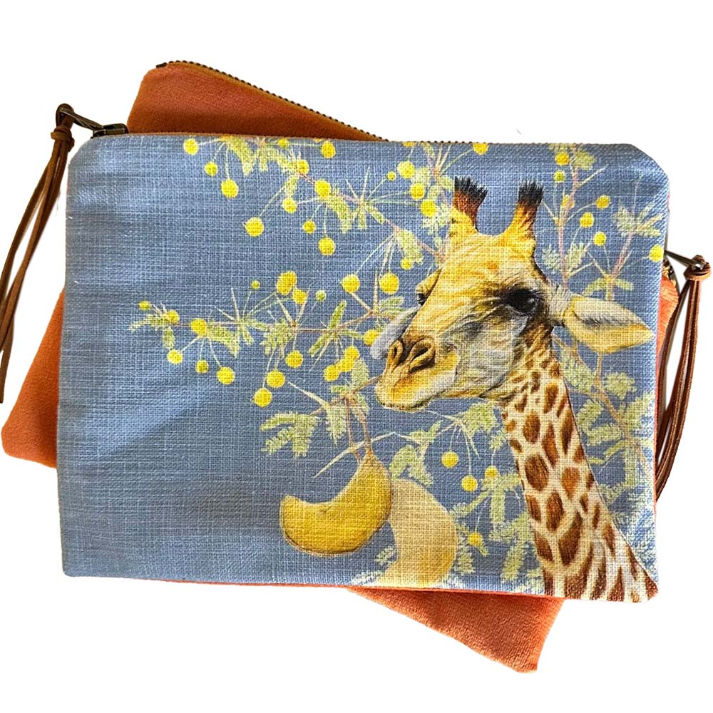 Accessory Bag: Giraffe